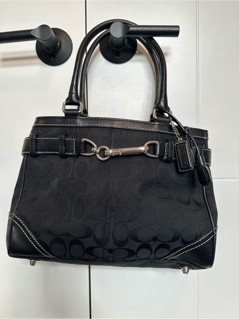 🖤 Coach Hampton Signature Black Canvas and Leather Tote 🖤